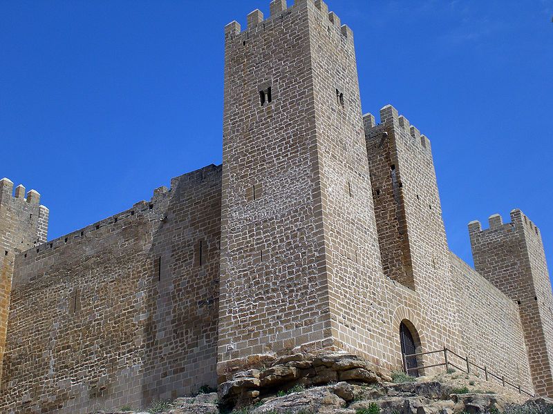 File:Castillo Sadaba1.JPG