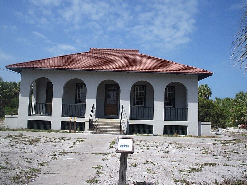 File:Edmont Key Guardhouse01.jpg