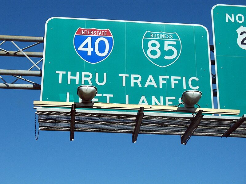 File:I-40-Bus-85sign.jpg