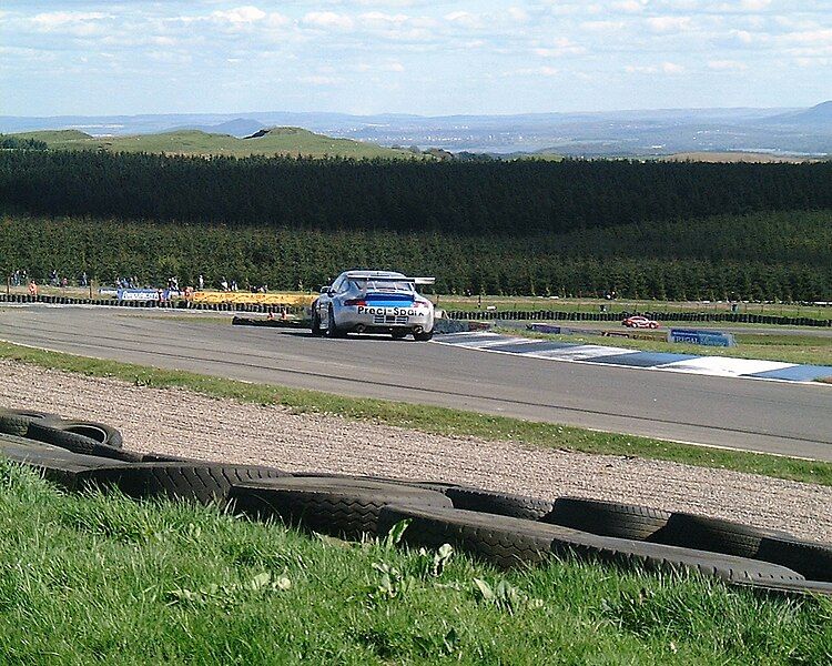 File:Knockhill duffus dip.JPG