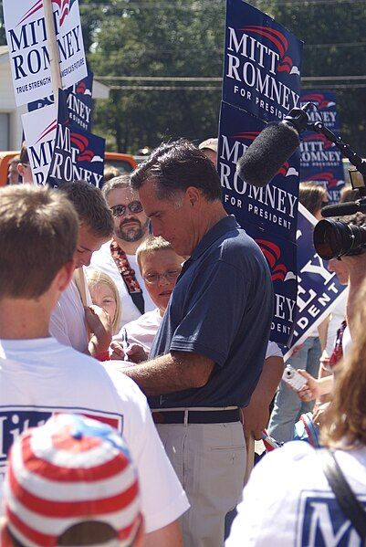 File:Mitt Romneyrally.jpg