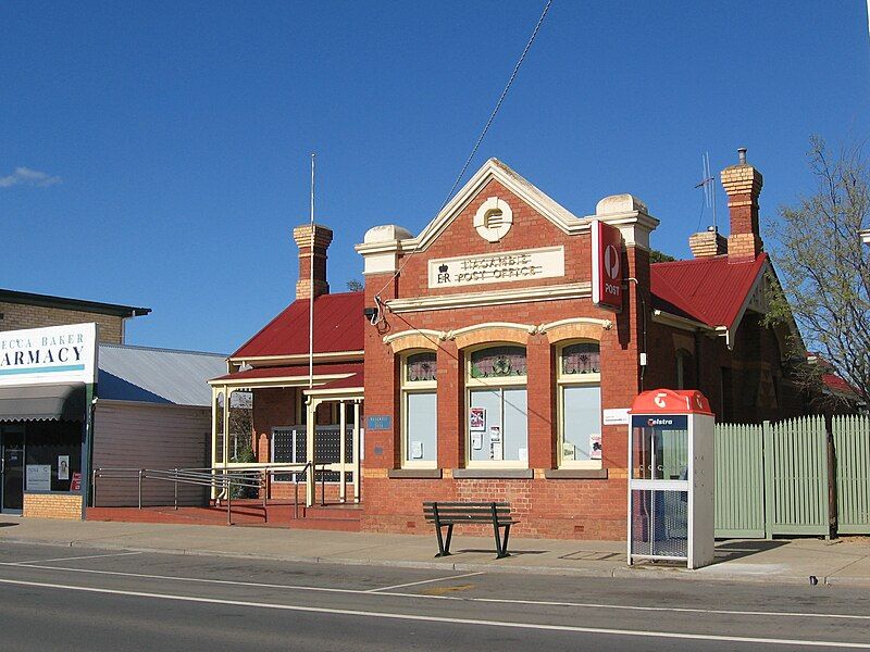 File:NagambiePostOffice.JPG