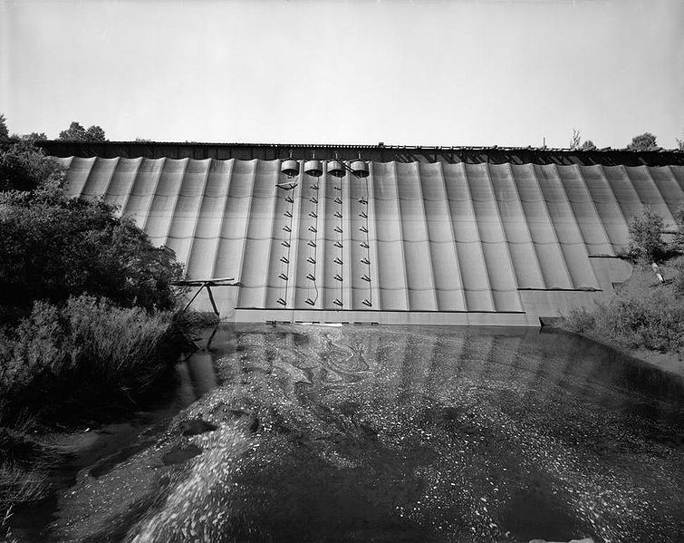 File:RedridgeSteelDam02.jpg