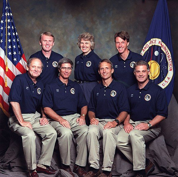 File:Shuttle-Mir Astronauts.jpg