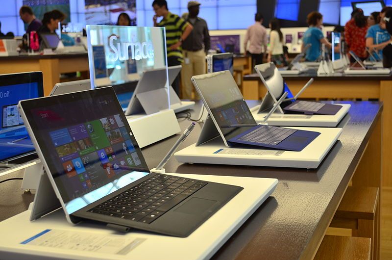 File:SurfacePro3.JPG