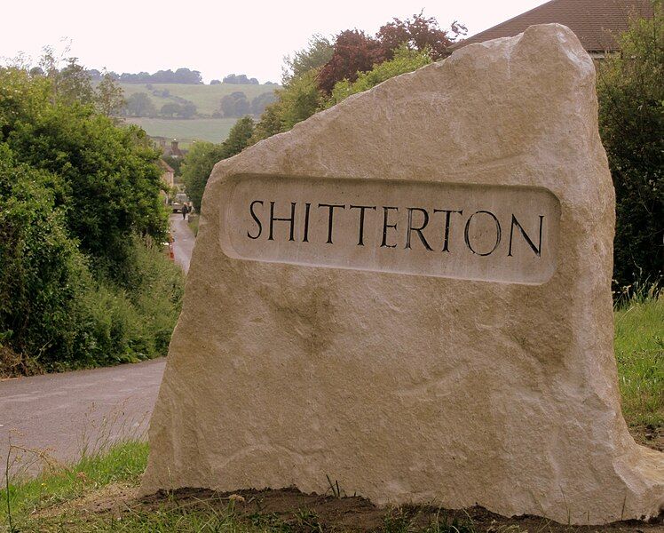 File:The Shitterton Sign.jpg