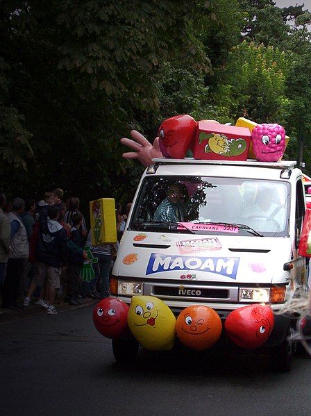 File:Voiture maoam.jpg