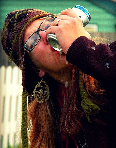 File:Woman shotgunning beer.jpg