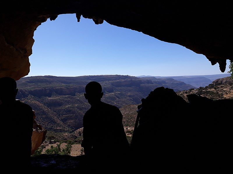 File:Zeyi gorge.jpg