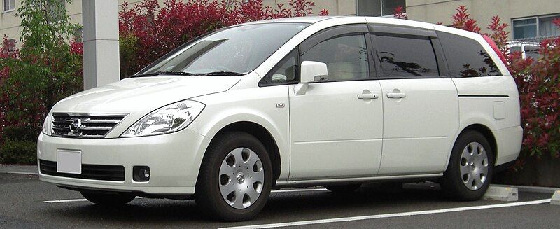 File:2003-2006 NISSAN PRESAGE.jpg