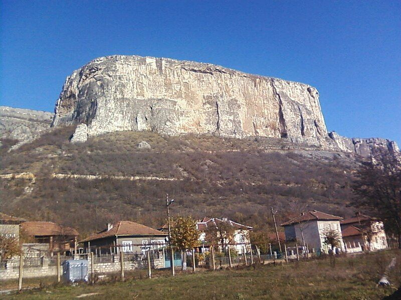 File:Chervenitza.jpg