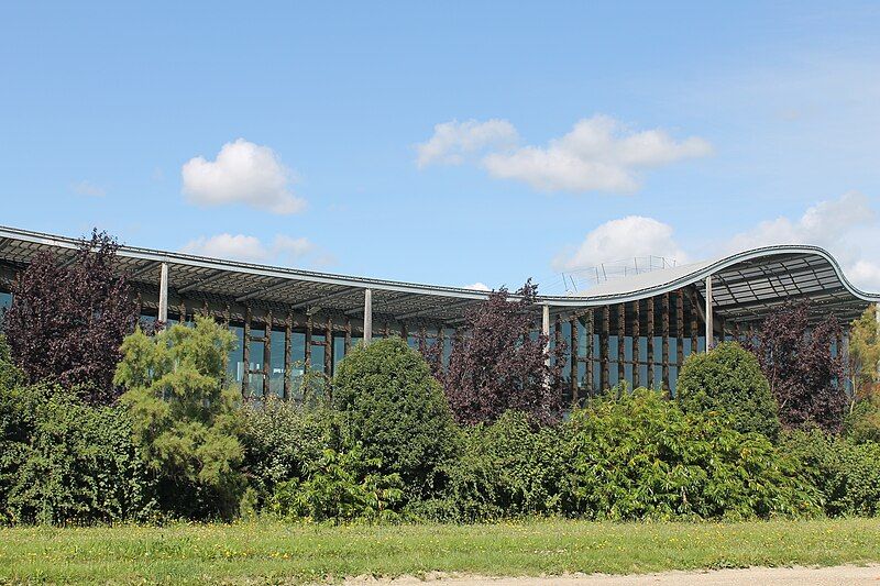 File:Danone Saclay.JPG