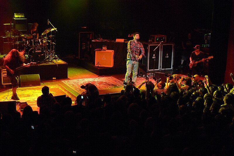 File:Deftones2011.jpg