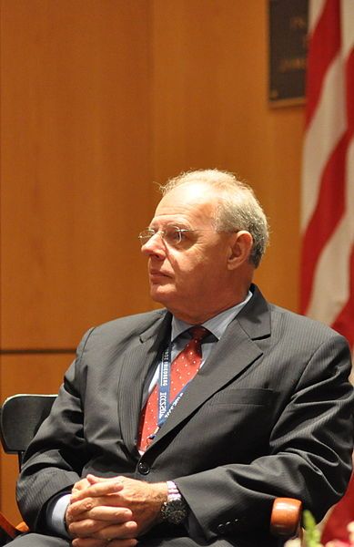 File:Howard Schmidt.jpg