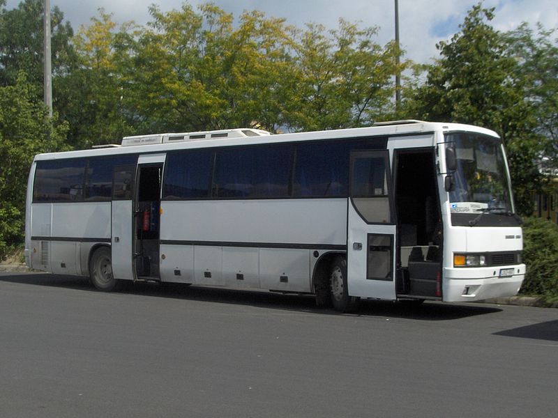 File:Ikarus 350.jpg