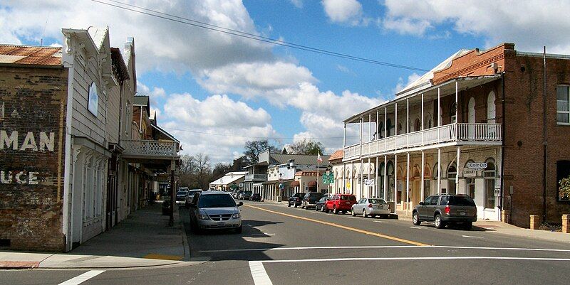 File:IoneCa MainStreet.jpg