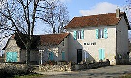 The town hall in Couzou