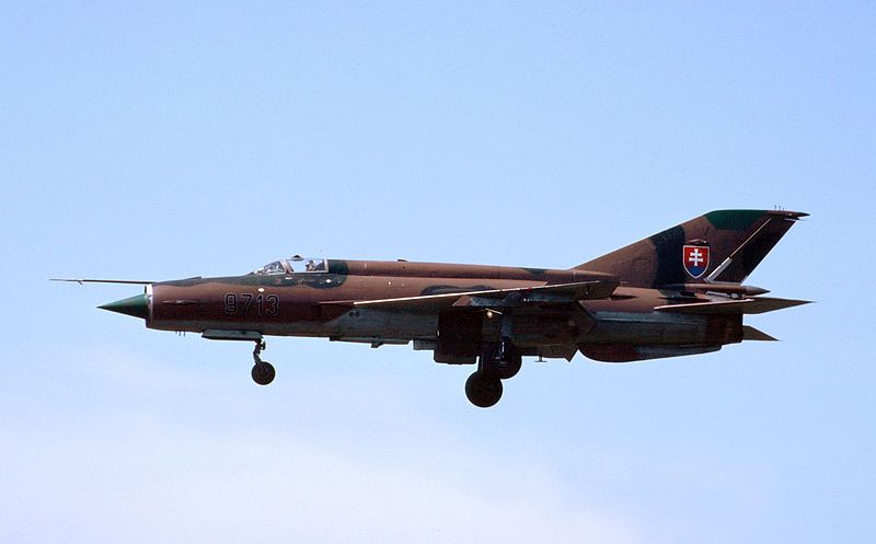 File:MiG-21 (12891131583).jpg