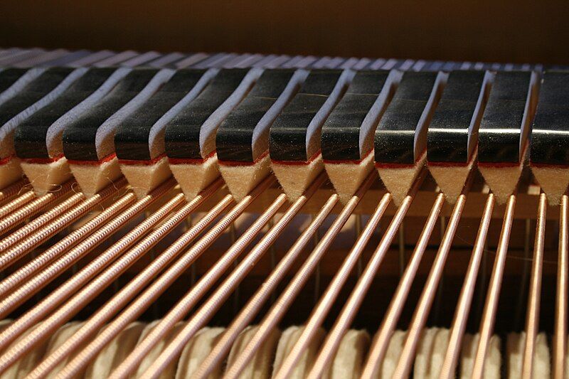 File:Piano hammers.jpg