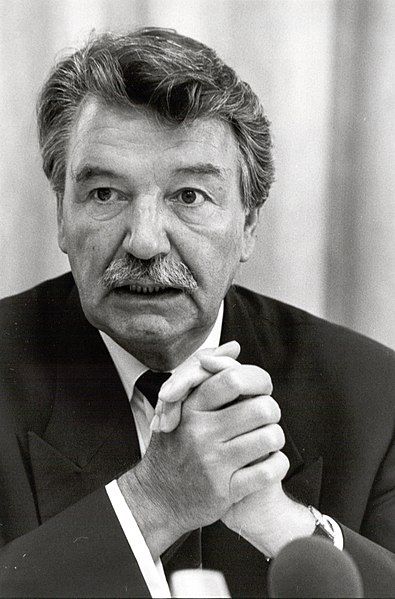 File:René Felber 1990.jpg