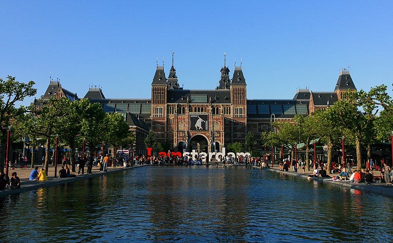 File:Rijksmuseum in Amsterdam.jpg