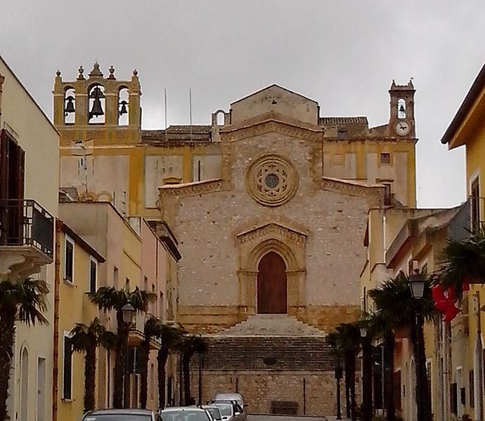 File:Chiesa custonaci.jpg