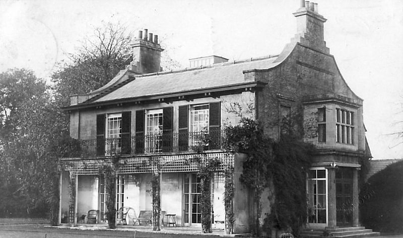 File:Chiseldon House 1910.jpg