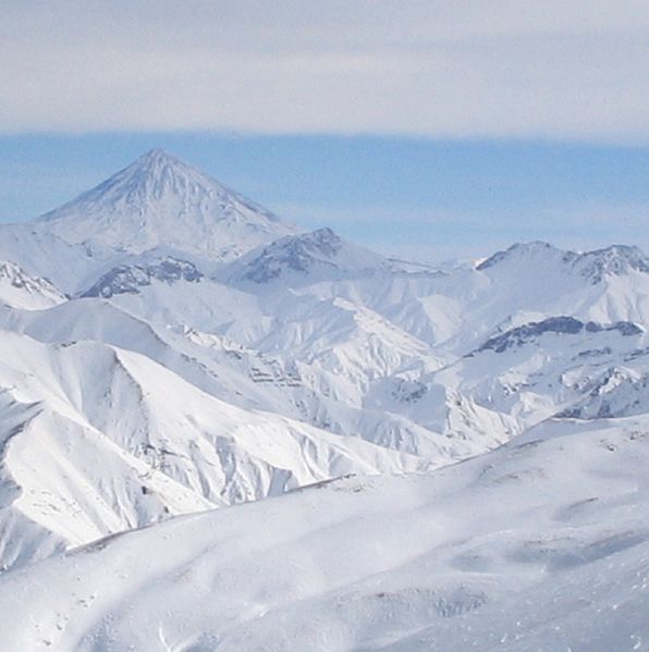 File:Damavand from dizin.jpg