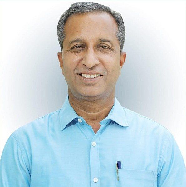 File:Dr. Vijay Singla.jpg