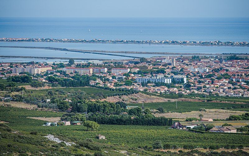 File:Frontignan, Hérault 04.jpg