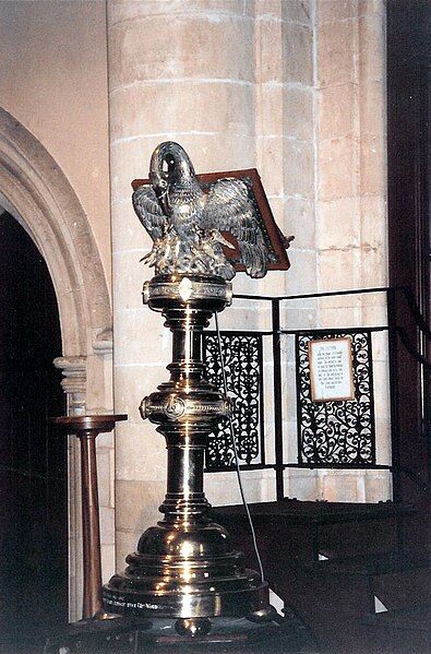 File:GT-Lectern.jpg