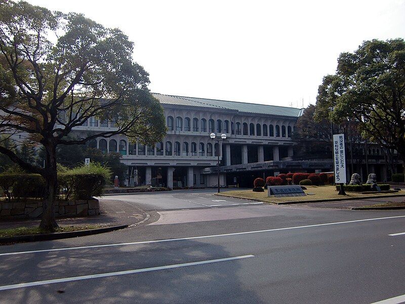 File:Higashiomi City Hall.JPG