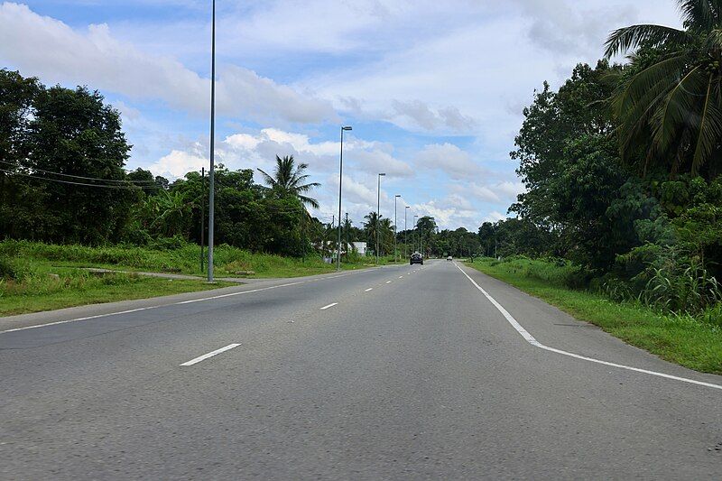 File:Jalan Mulaut-Limau Manis.jpg