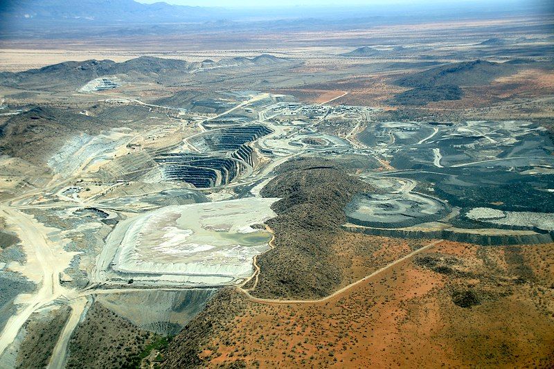 File:Navachab Gold Mine.jpg