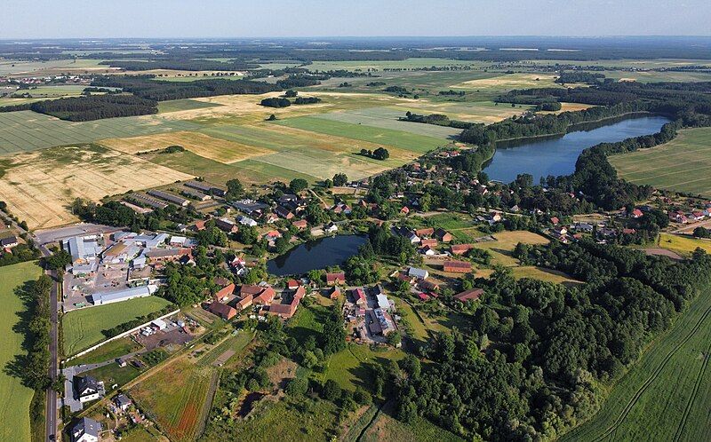 File:Łąkie aerial.jpg