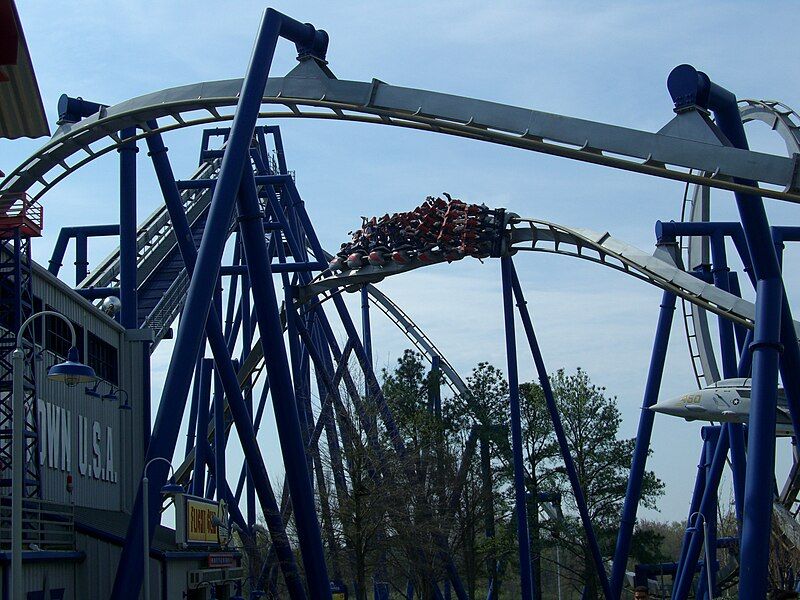 File:Afterburn (Carowinds) 05.JPG