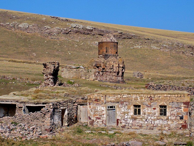 File:Bagnayr Monastery (4233387158).jpg