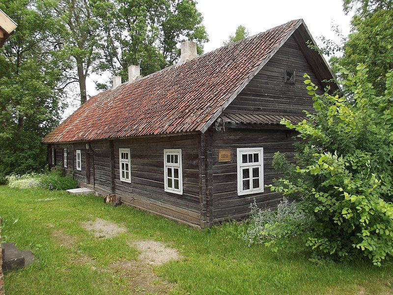 File:Bardiškiai, Požėlų sodyba.JPG