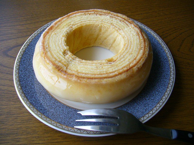 File:Baumkuchen,dresden,Deutschland.JPG