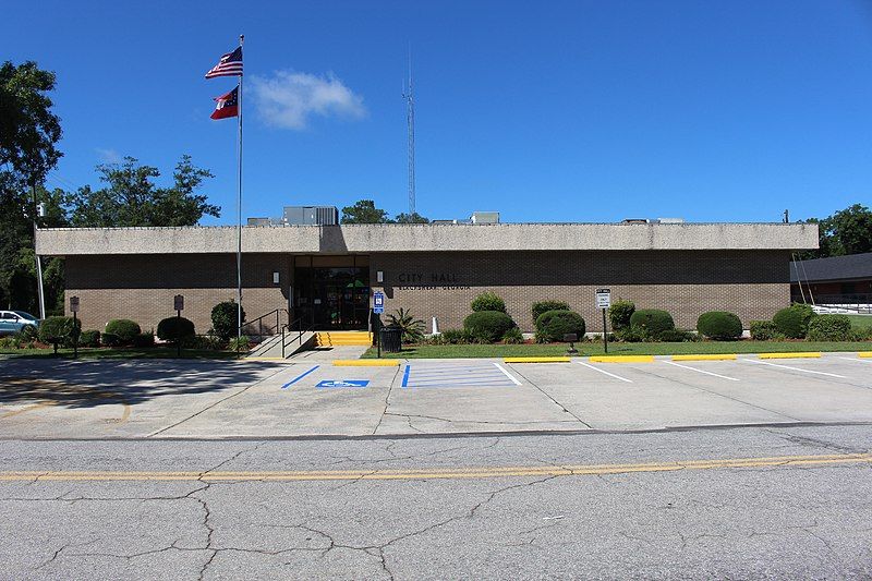 File:Blackshear City Hall.jpg