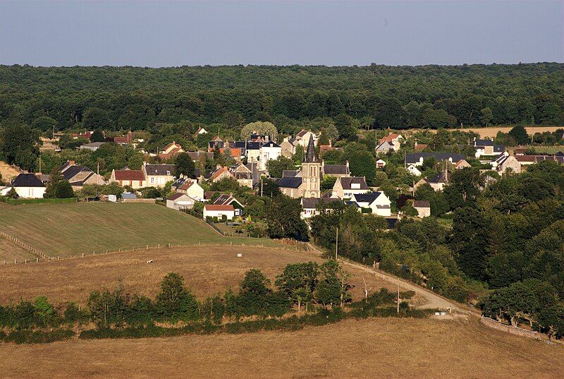 File:Grimbosq village.jpg