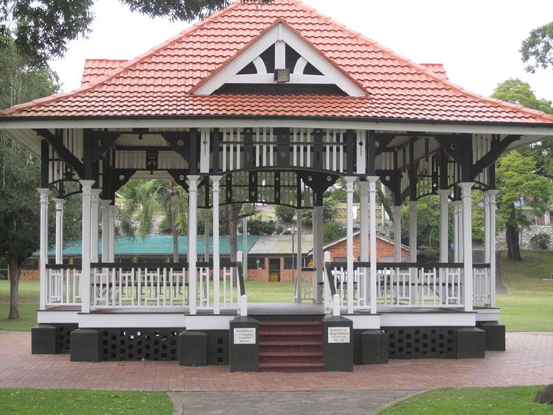 File:Gympie - Bandstand.jpeg