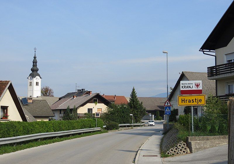 File:Hrastje Kranj Slovenia.JPG