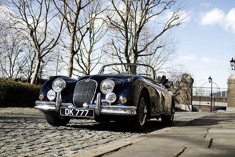 File:Jaguar XK150.jpg