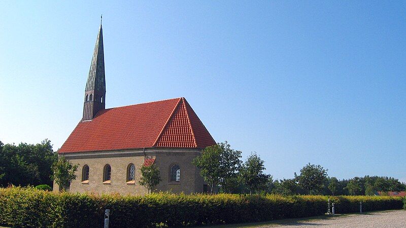 File:Koldmose Kirke-3 ubt.JPG