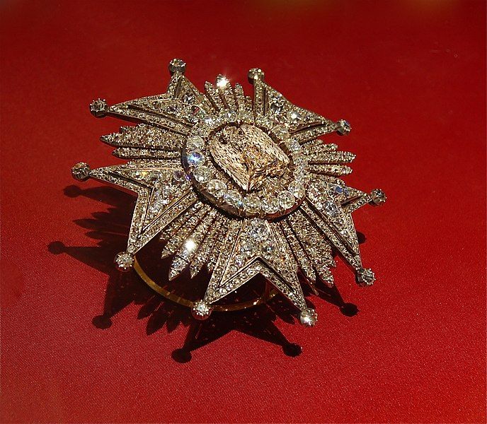 File:Legion honneur diamants.jpg