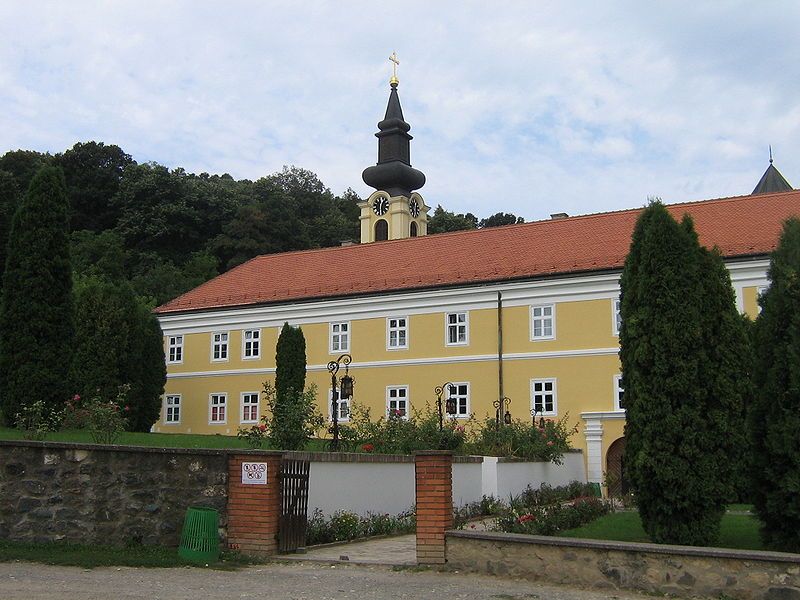 File:Novo Hopovo monastery.jpg