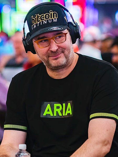 File:Phil Hellmuth 2021.jpg