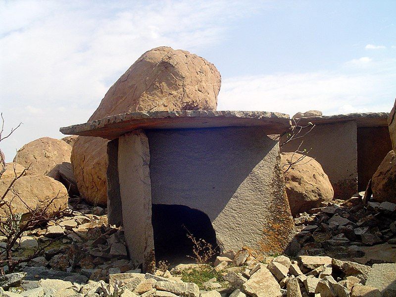 File:Pre-historic tombs-2.JPG