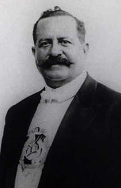 File:Ramon Caceres 1907.jpg